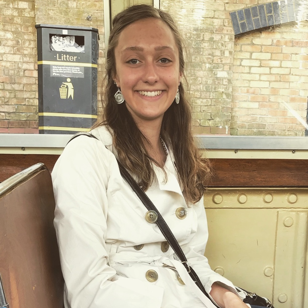 Meet your Posher, Lydia